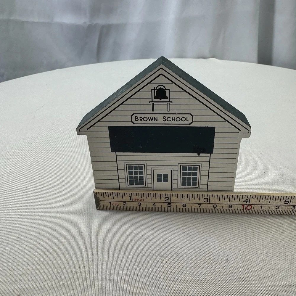 Vintage THE CAT'S MEOW The Brown School Shelf Sitter 1991 1992 Ohio Amish Series